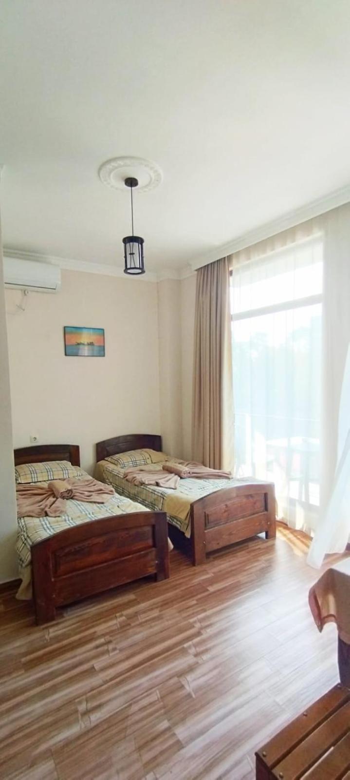 Hotel Twins Anna Kobuleti Bagian luar foto